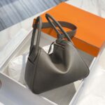 Hermes Women Lindy 26 in Clemence Leather-Gray/Gold