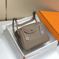 Hermes Women Lindy 26 in Clemence Leather-GraySilver (1)