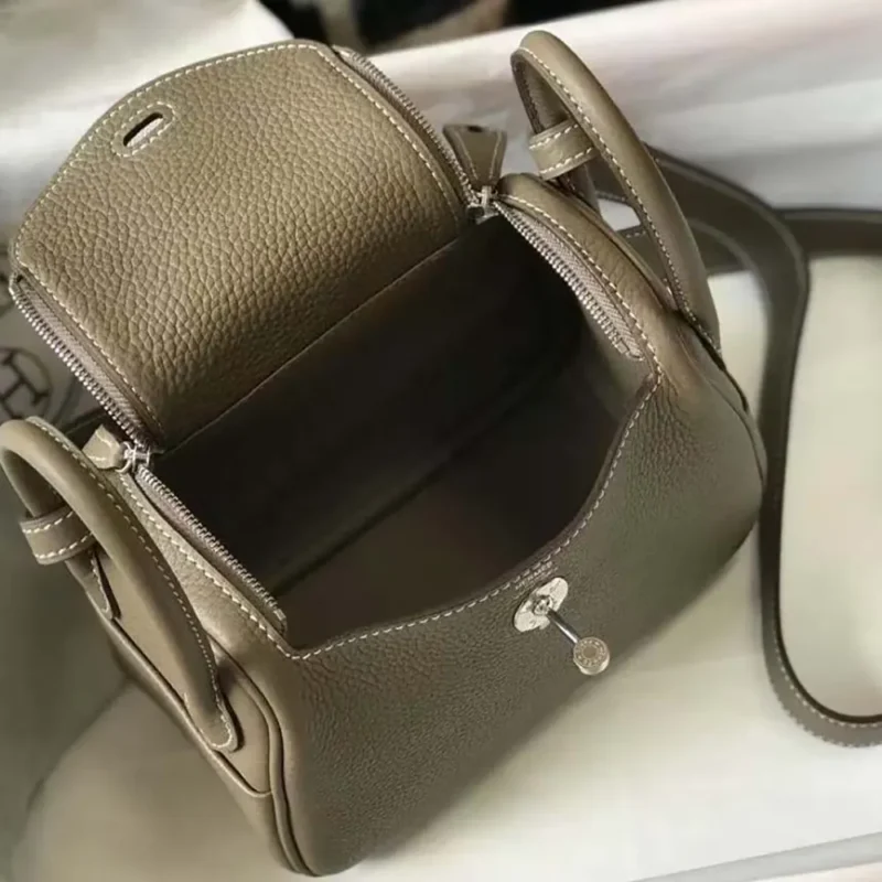 Hermes Women Lindy Mini 19 in Clemence Leather-Etoupe