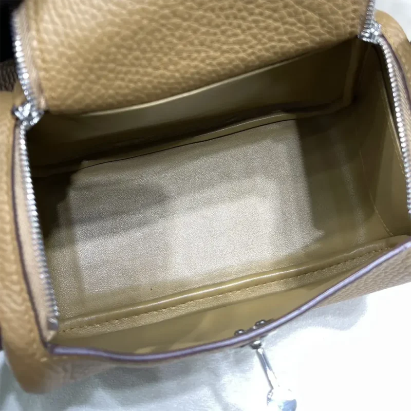 Hermes Women Lindy Mini 19 in Clemence Leather-Sandy/Silver