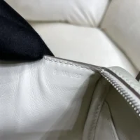 Hermes Women Lindy Mini 19 in Clemence Leather-WhiteSilver (1)