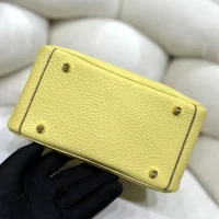 Hermes Women Lindy Mini 19 in Clemence Leather-YellowGold (1)