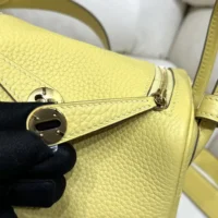 Hermes Women Lindy Mini 19 in Clemence Leather-YellowGold (1)