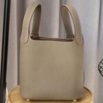 Hermes Women Picotin Lock 22cm in Cowhide leather-Light Brown