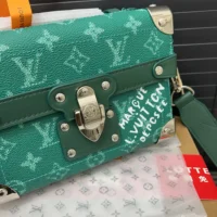 Louis Vuitton LV Men Soul Trunk-Green M12686 (1)