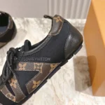 Louis Vuitton LV Unisex LV Sneakerina-Black 1AHNDI