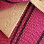 Louis Vuitton LV Unisex Neverfull MM Bag in Monogram Canvas-Brown