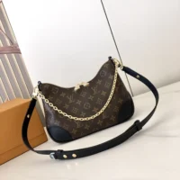 Louis Vuitton LV Women Boulogne PM Embossed Grained Cowhide Leather M45831 (1)
