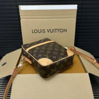 Louis Vuitton LV Women Danube G69-Brown M14013 (1)