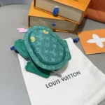 Louis Vuitton LV Dam LV Grodväska Charm-Borneo Grön M02238