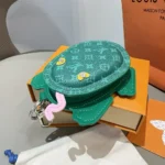 Louis Vuitton LV Dam LV Grodväska Charm-Borneo Grön M02238