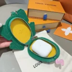 Louis Vuitton LV Dam LV Grodväska Charm-Borneo Grön M02238