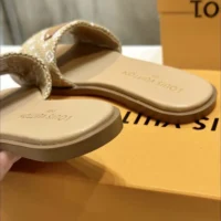 Louis Vuitton LV Women Lily Flat Mule 1AHLWJ (1)