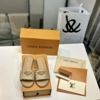 Louis Vuitton LV Women Lily Flat Mule 1AHLWJ (1)