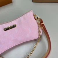 Louis Vuitton LV Women Liv Pochette Monogram Denim M14159 (1)