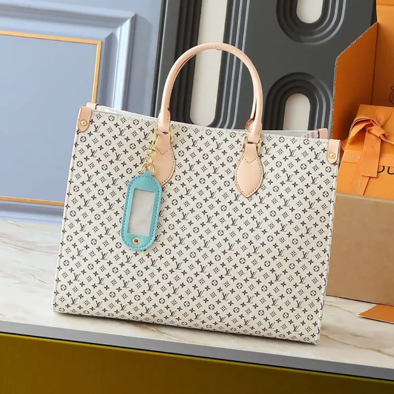 Louis Vuitton LV Women Onthego PM H27 M15138