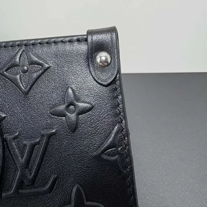 Louis Vuitton LV Women Onthego PM Other Leathers M14576
