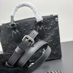 Louis Vuitton LV Femme Onthego PM Autres Cuirs M14576