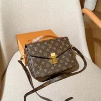 Louis Vuitton LV Women Pochette Metis Monogram M44875 (1)
