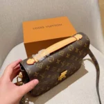 Louis Vuitton LV Women Pochette Metis Monogram M44875