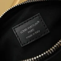 Louis Vuitton LV Women Pochette Vibe Lambskin Leather M14544 (1)