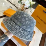 Cappello da pescatore unisex in denim Louis Vuitton con cotone blu