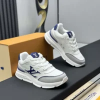 Louis Vuitton Unisex LV Classic Sneaker-Navy 1AHSV3 (1)