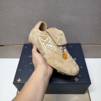 Louis Vuitton Unisex LV Footprint Soccer-Beige 1AHTXA (1)