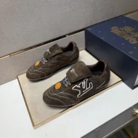 Louis Vuitton Unisex LV Footprint Soccer-Brown 1AHTXU (1)