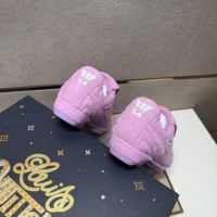 Louis Vuitton Unisex LV Footprint Soccer-Pink 1AHTYE (1)