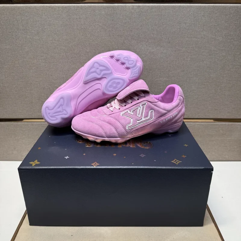 Louis Vuitton Unisex LV Footprint Soccer-Pink 1AHTYE