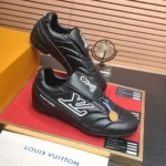 Louis Vuitton Unisex LV Footprint Soccer Sneaker - Nero 1AHAI1