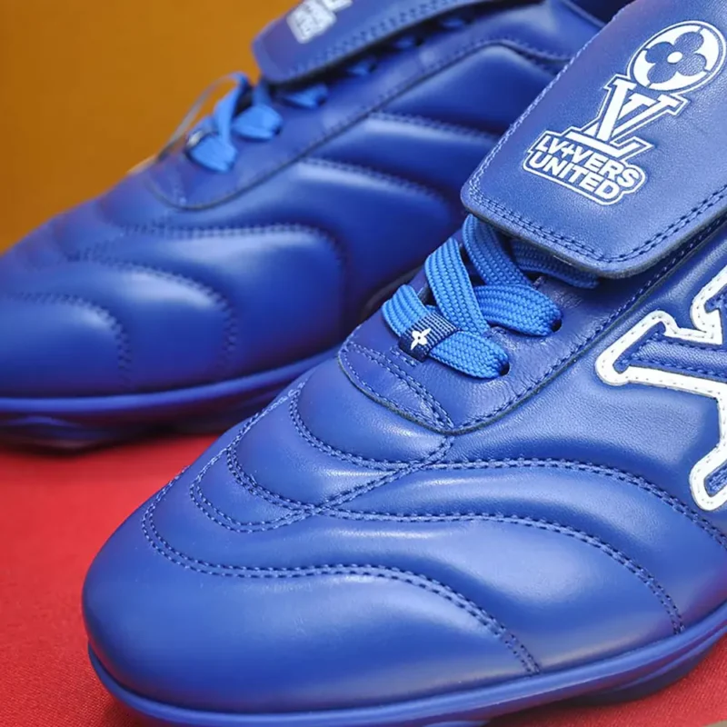 Louis Vuitton Unisex LV Footprint Soccer Sneaker-Blue 1AHDP8