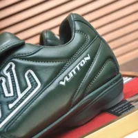 Louis Vuitton Unisex LV Footprint Soccer Sneaker-Drak Green 1AHDPP (1)