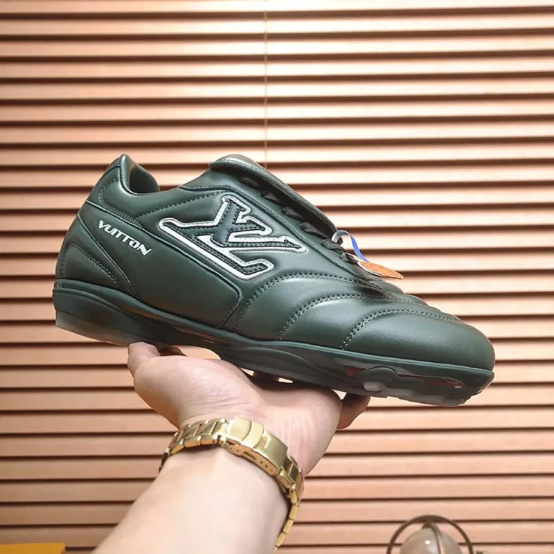 Louis Vuitton Unisex LV Footprint Soccer Sneaker-Drak Green 1AHDPP