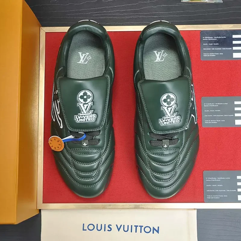 Louis Vuitton Unisex LV Footprint Soccer Sneaker-Drak Green 1AHDPP