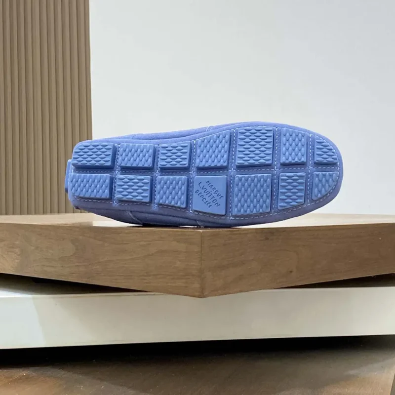 Louis Vuitton Unisex LV Rally Sneaker-Blue 1AHU22