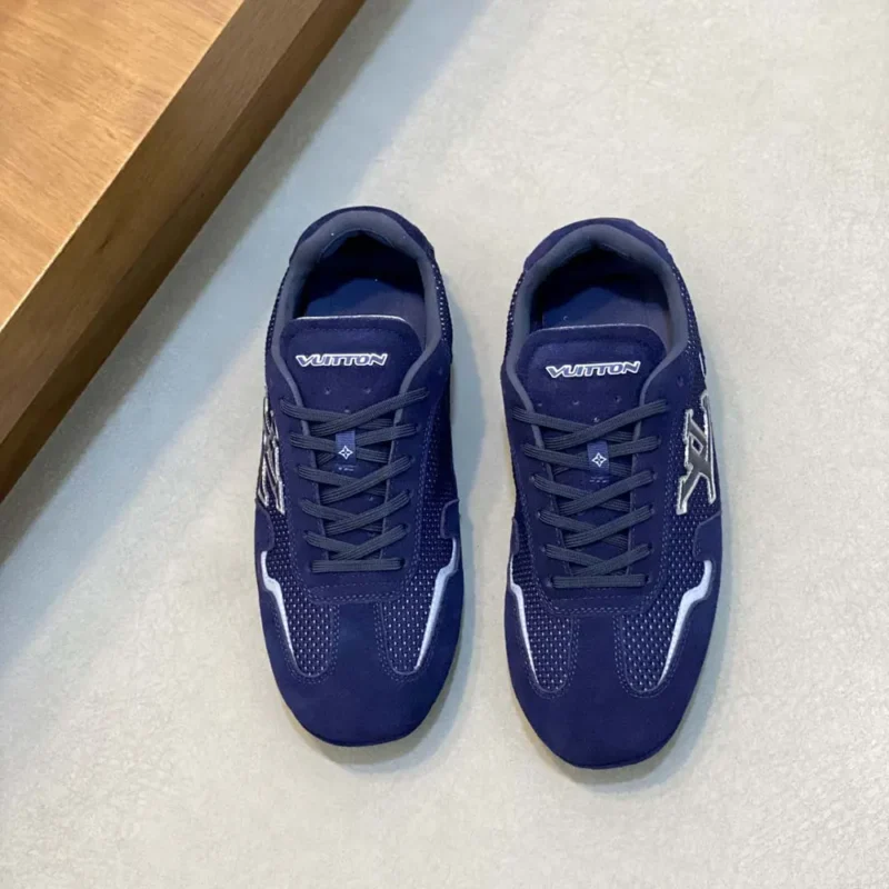 Louis Vuitton Unisex LV Rally Sneaker-Navy 1AHU62