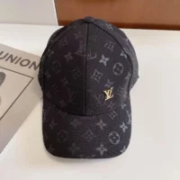 Louis Vuitton Unisex LV Shadow Cap Cotton Embroidered LV Fall Signature (1)