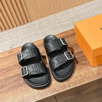 Louis Vuitton Unisex LV Venice Mule-Black 1AHSJI