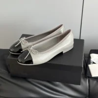 Chanel Women Ballerinas in Lambskin & Patent Calfskin-Grey (5)