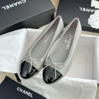 Chanel Women Ballerinas in Lambskin & Patent Calfskin-Grey (5)