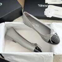 Chanel Women Ballerinas in Lambskin & Patent Calfskin-Grey (5)