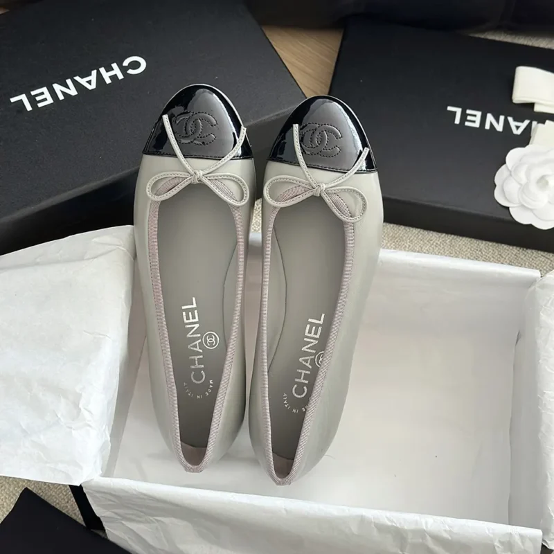 Chanel Women Ballerinas in Lambskin & Patent Calfskin-Grey