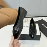 Chanel Damen Ballerinas Lack Kalbsleder-Schwarz