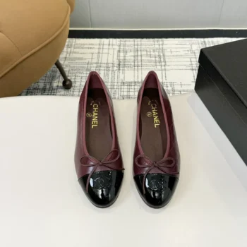 Chanel Women Ballet Flats Patent Calfskin-Maroon/Black