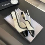 Ballerines Chanel pour femme en tweed gros-grain blanc