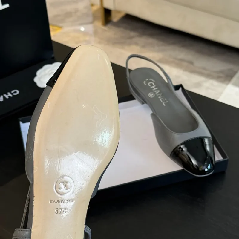 Chanel Dam Slingbacks Getskinn Grosgrain-Grå