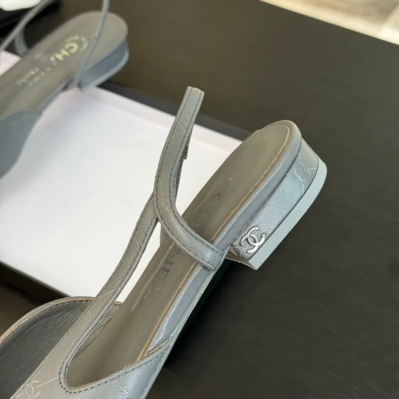 Chanel Dam Slingbacks Getskinn Grosgrain-Grå