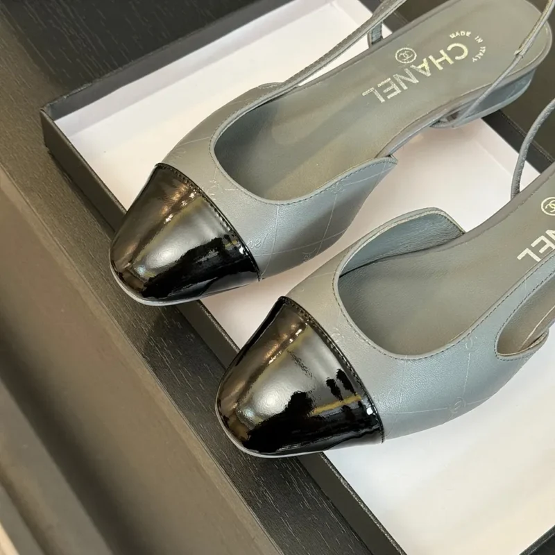 Chanel Dam Slingbacks Getskinn Grosgrain-Grå